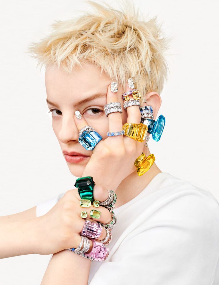 swarovski كيفية التنسيق  حلي اليد بلمسة خاصة swarovski كيفية التنسيق  حلي اليد بلمسة خاصة