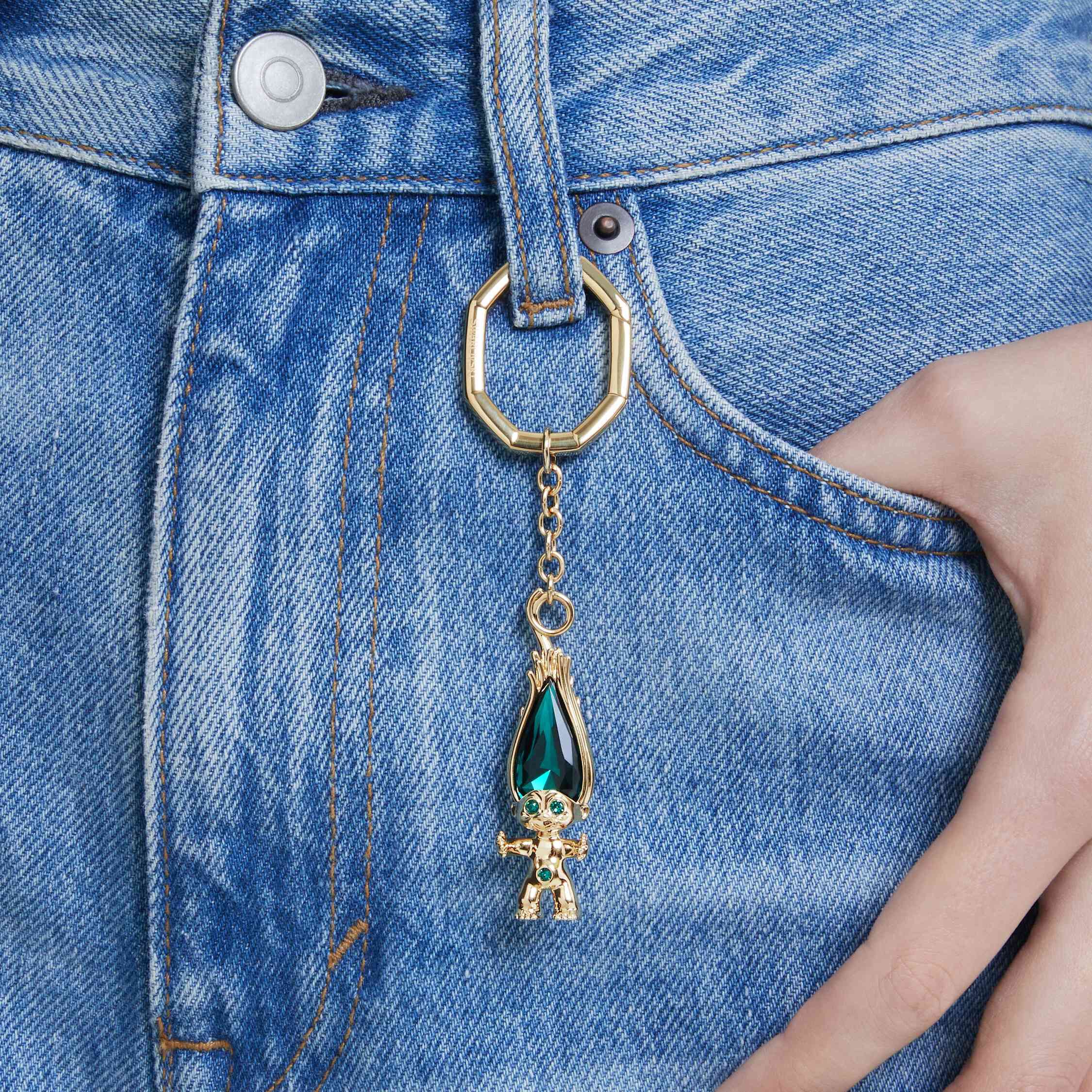 swarovski حلقة مفاتيح good luck trolls، قزم، لون أخضر، طلاء باللون الذهبي