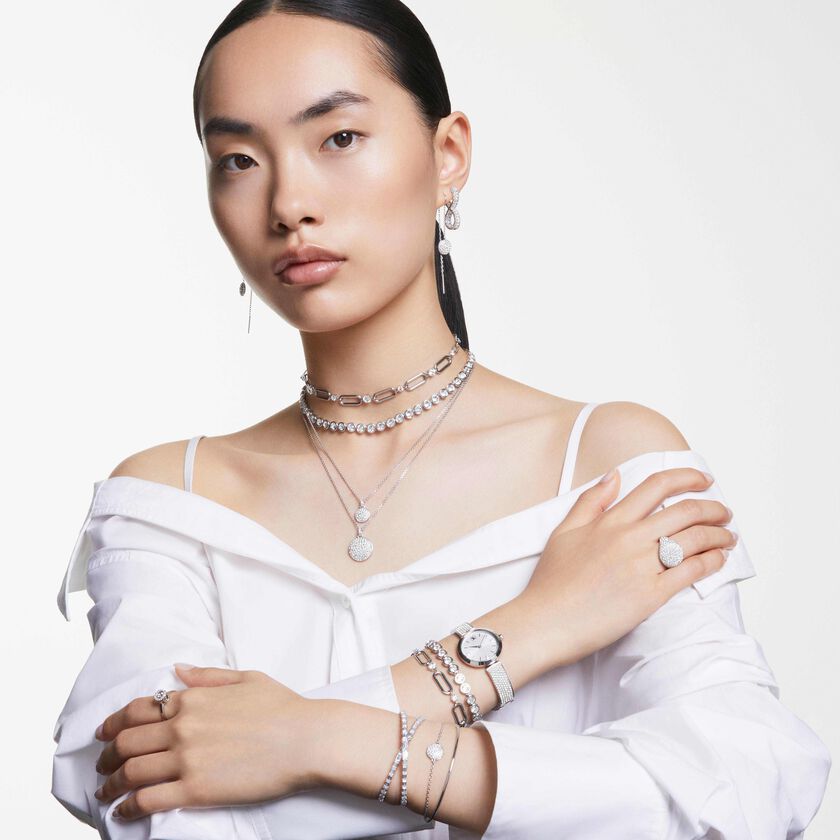 swarovski أقراط حلقية hyperbola، شكل إنفينيتي، لون أبيض، طلاء روديوم