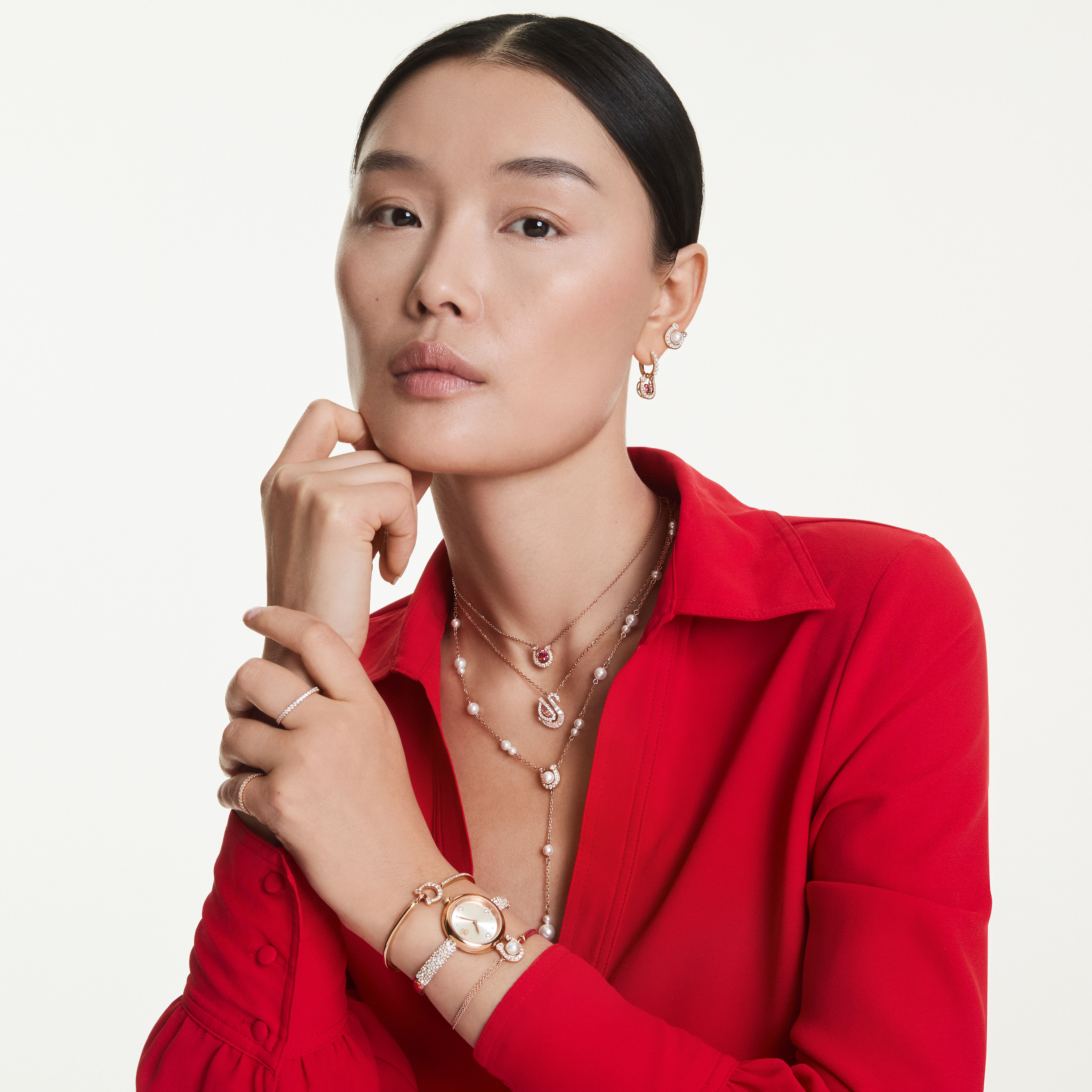 swarovski ساعة sublima بتصميم سوار، صناعة سويسرية، سوار معدني، لون ذهبي وردي، لمسة نهائية باللون الذهبي الوردي