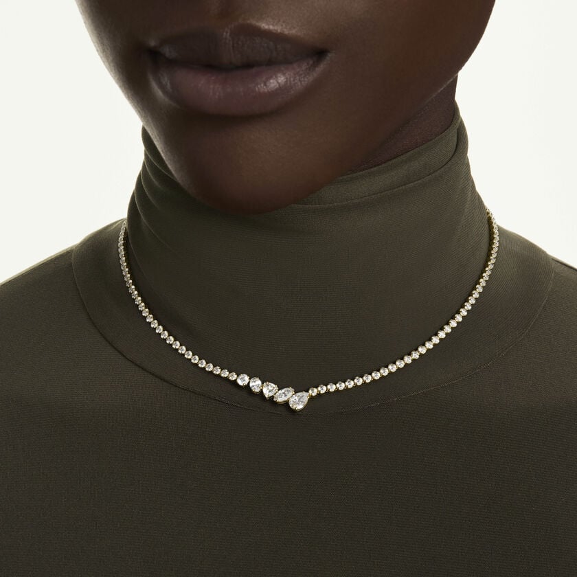 swarovski عقد mesmera، قطع متنوع، لون أبيض، لمسة نهائية من الذهب عيار 18 قيراط