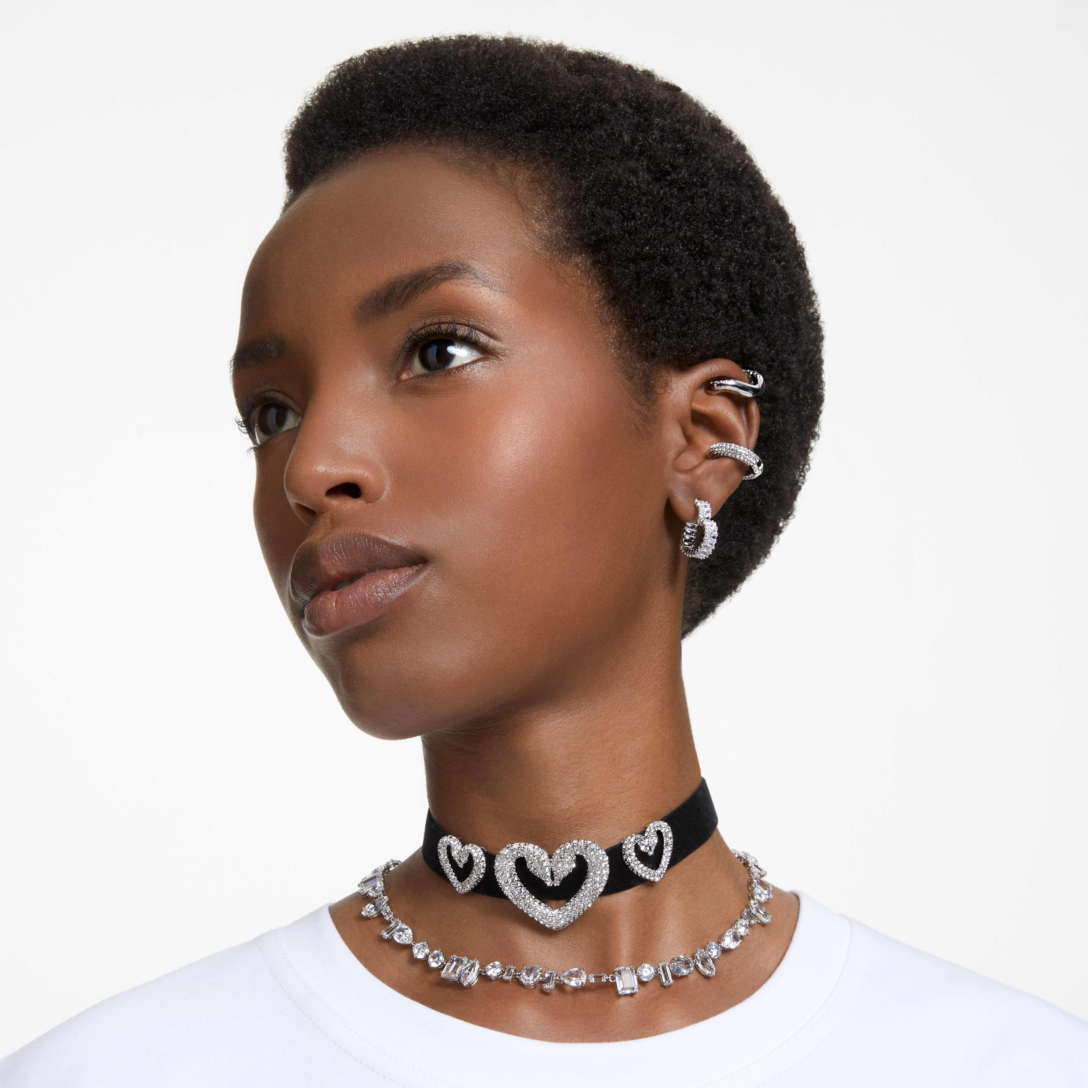 swarovski أقراط matrix حلقية، على شكل قلب، حجم صغير، لون أبيض، طلاء روديوم