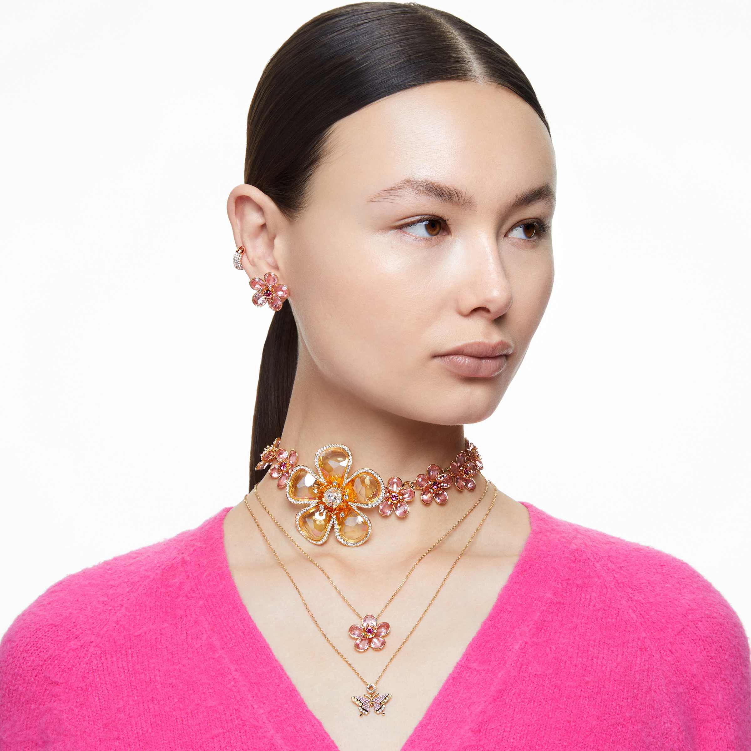 swarovski عقد idyllia، على شكل زهرة، لون وردي، طلاء بلون ذهبي