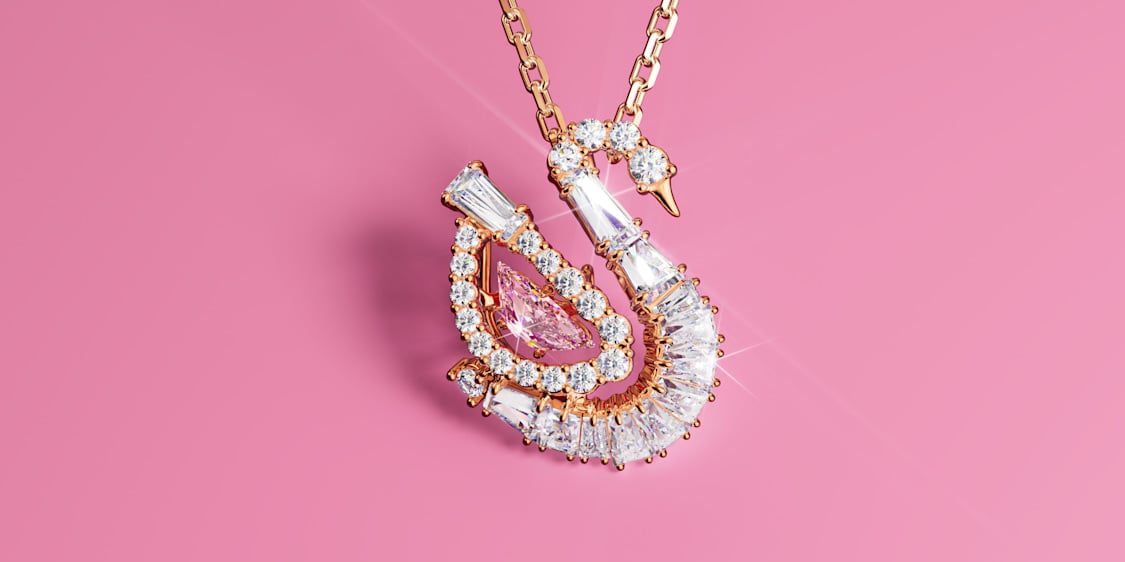 swarovski عقود وقلائد